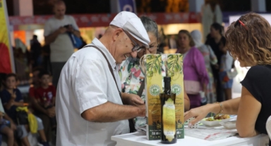 Bayraklı İEF'te yerini aldı: Başkan Sandal halka seslendi 