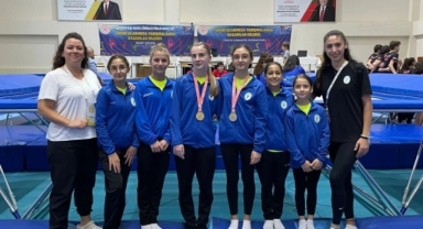 Bornovalı cimnastikçiler başarıya doymuyor