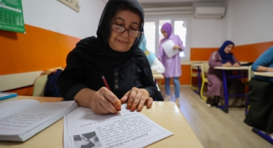 Buca Belediyesi okuma yazma kurslarına büyük ilgi