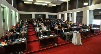 CHP PM'de tartışma çıktı: 'Değişimciler', Burcu Köksal'ın disipline sevk edilmesini istedi