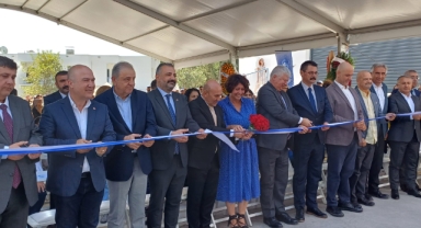 'Cumhuriyetin Çeşmesi' Şaşal Su yeniden İzmirlilerle buluştu... 