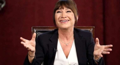 Demet Akbağ ekranlara dönüyor