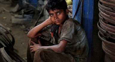 Ekonomik krizin geldiği son nokta: Binlerce çocuk işsizlik ödeneği için başvurdu