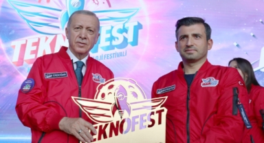 Erdoğan'ın damadından siyasete yeşil ışık 