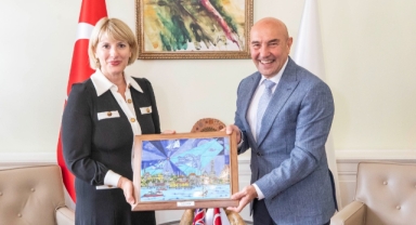 İngiltere Büyükelçisi Morris Başkan Soyer’i ziyaret etti