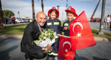 İzmir’de İtfaiye Haftası kutlanıyor