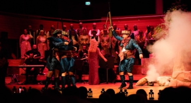 İzmirli muhtarlar Cumhuriyet’in 100’üncü yılı için yeniden sahneye çıktı