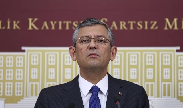Özgür Özel: CHP sağa kaydı ama biz düzelteceğiz