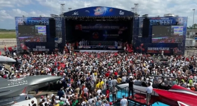 Sefer sayıları artırıldı... İzmir'de ulaşıma TEKNOFEST ayarı