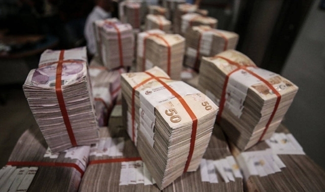 Sekiz ay sonra KKM'de ilk düşüş