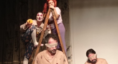 15 günde 19 oyun sahnelendi: İzmir’de tiyatro şöleni yaşandı