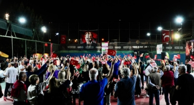 Balçova Cumhuriyet Tenis Turnuvası, öğrencilere burs oldu