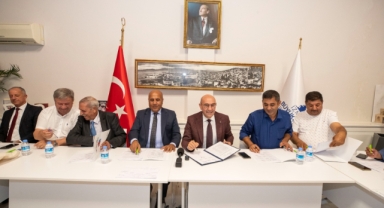 Başkan Soyer, Roman dernekleriyle işbirliği protokolü imzaladı