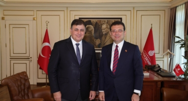 Başkan Tugay'dan sürpriz ziyaret... İBB Başkanı İmamoğlu'nu ziyaret etti