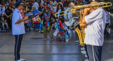 Cumhuriyet’in 100’üncü yılı kutlamaları bando konserleri ile sürüyor