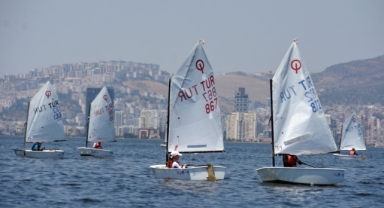 Cumhuriyet’in 100. yılında İzmir Körfezi şenlenecek