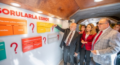 ESHOT’tan Cumhuriyet’in 100. yılına özel gezici sergi