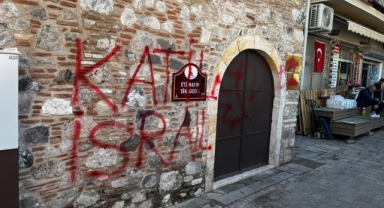 Tepkiler hedefini aştı: İzmir'in ilk sinagoguna çirkin saldırı