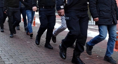 İzmir'de terör örgütü DEAŞ'a yönelik operasyon: 21 şüpheli yakalandı