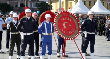 İzmir Valiliğinden Cumhuriyetin 100. Yılına Yakışır Kutlamalar