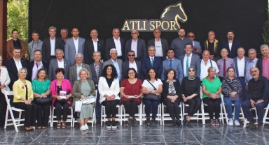 Karaoğlu’ndan Bucalı muhtarlara özel iletişim sözü