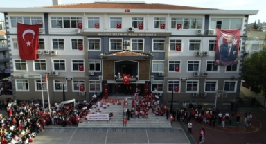 Makbule Süleyman Alkan Ortaokulu’nda 29 Ekim coşkusu