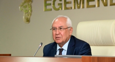 Başkan Selvitopu, Karabağlar Belediyesi'nin kendi ayakları üzerinde durabildiğini söyledi