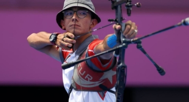 Mete Gazoz’dan afiş tepkisi 