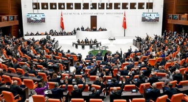 Siyasilerden 12. Kalkınma Programı tepkisi