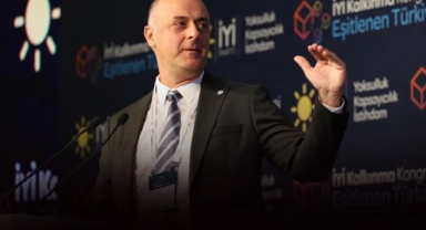 Ümit Özlale'den 'Şehir Hastanesi' tepkisi: 