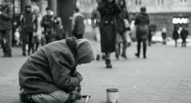 Valilik duyurdu: Dilencilere para verilmesi yasaklandı