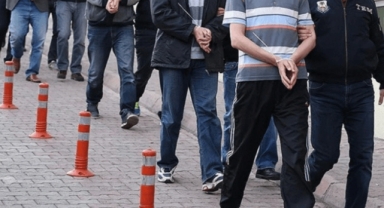 Yasa dışı yollarla sınırı geçmeye çalışan 4 FETÖ mensubu yakalandı