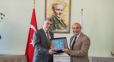 Yunan Başkonsolos Kostas'tan Soyer'e ziyaret 