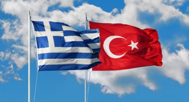 Yunanistan ile normalleşme süreci: Türk vatandaşlarına bir yıl süreli kapıda vize uygulaması 