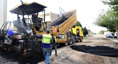 Asfalt çalışmaları devam ediyor