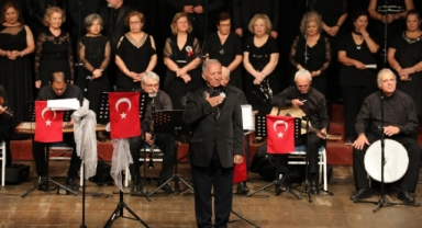 Atatürk'ün sevdiği şarkılar, Narlıdere'de hayat buldu 