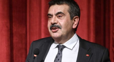 Bakan Tekin duyurdu: Müfredat değişiyor! 