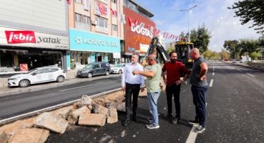 Bayraklı’da sokaktan yönetim!