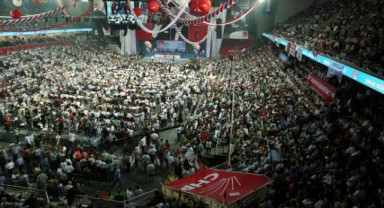 CHP'de büyük kurultaya geri sayım: Gözler Parti Meclisi'nde 