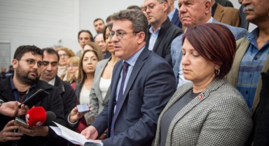 CHP Meclis Grubu'ndan da Başkan Soyer'e destek geldi: 