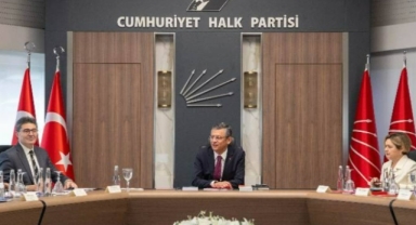 CHP MYK'nın Özel başkanlığında ilk toplantısı gerçekleştirildi