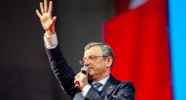 Özgür Özel'den zafer konuşması: Pazartesiye işaret etti!