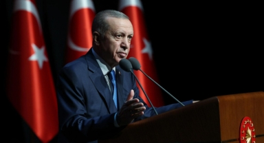 Erdoğan'dan CHP'deki genel başkan değişimine ilk yorum: Kılıçdaroğlu ve Özel'i hedef aldı