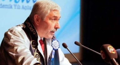 Eski Rektör Cüneyt Hoşkoşkun FETÖ'den hakim karşısında: 