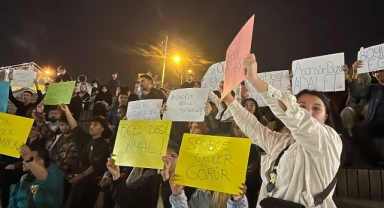 Gençliğe bütçe Saray'a takıldı 