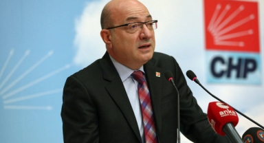 İlhan Cihaner, CHP genel başkan adaylığından çekildi