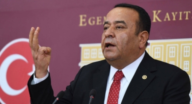 İYİ Parti’den istifa eden Beker, Akşener’i ‘otel’ iddiası üzerinden hedef aldı