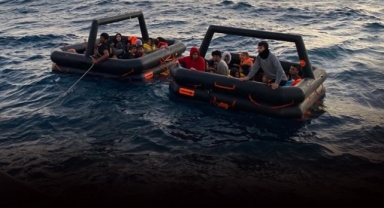 İzmir açıklarında can pazarı... 37 göçmen kurtarıldı