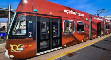 İzmir'de 100. yıl coşkusu toplu ulaşım rakamlarına da yansıdı