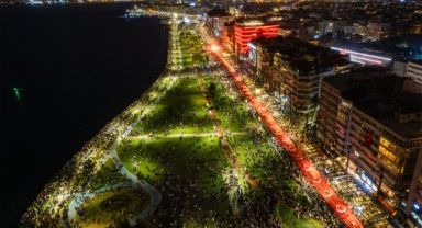 İzmir’de Cumhuriyet’in 100. Yıl Coşkusu Fotoğraf Yarışması sonuçlandı